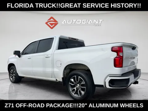 More photos of 2022 Chevrolet Silverado 1500 RST at AutoGiant USA Indianapolis, IN