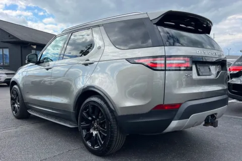 More photos of 2017 Land Rover Discovery HSE Luxury at AutoGiant USA Indianapolis, IN
