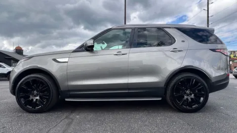 Another view of 2017 Land Rover Discovery HSE Luxury for sale in Indianapolis, IN at AutoGiant USA Indianapolis