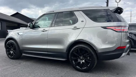More photos of 2017 Land Rover Discovery HSE Luxury at AutoGiant USA Indianapolis, IN