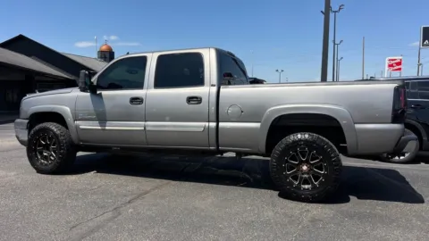 More photos of 2006 Chevrolet Silverado 2500HD LT at AutoGiant USA Indianapolis, IN