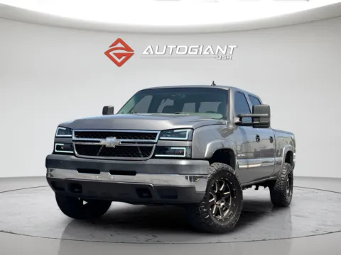 Gray 2006 Chevrolet Silverado 2500HD LT for sale in Indianapolis, IN