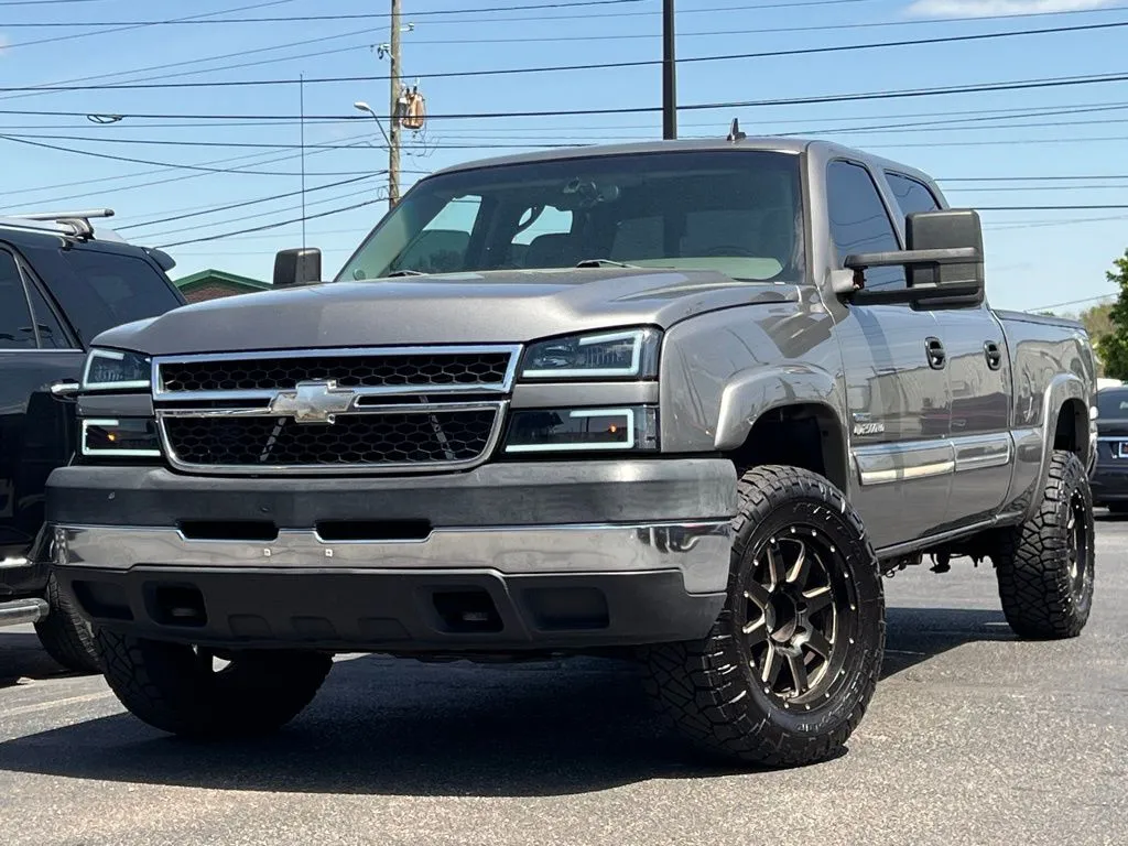 Gray 2006 Chevrolet Silverado 2500HD LT for sale in Indianapolis, IN