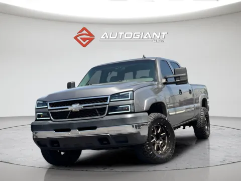 Gray 2006 Chevrolet Silverado 2500HD LT for sale in Indianapolis, IN