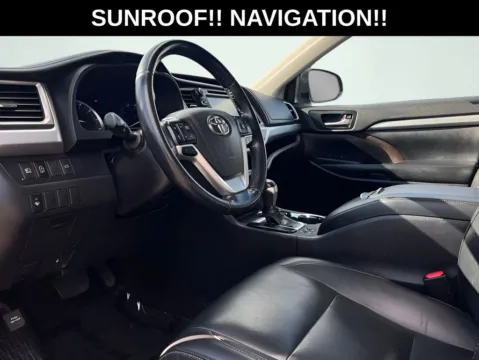 Photos of 2019 Toyota Highlander XLE for sale in Indianapolis, IN at AutoGiant USA Indianapolis