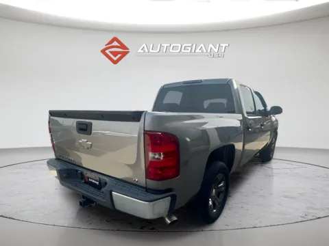 More photos of 2007 Chevrolet Silverado 1500 LT at AutoGiant USA Indianapolis, IN