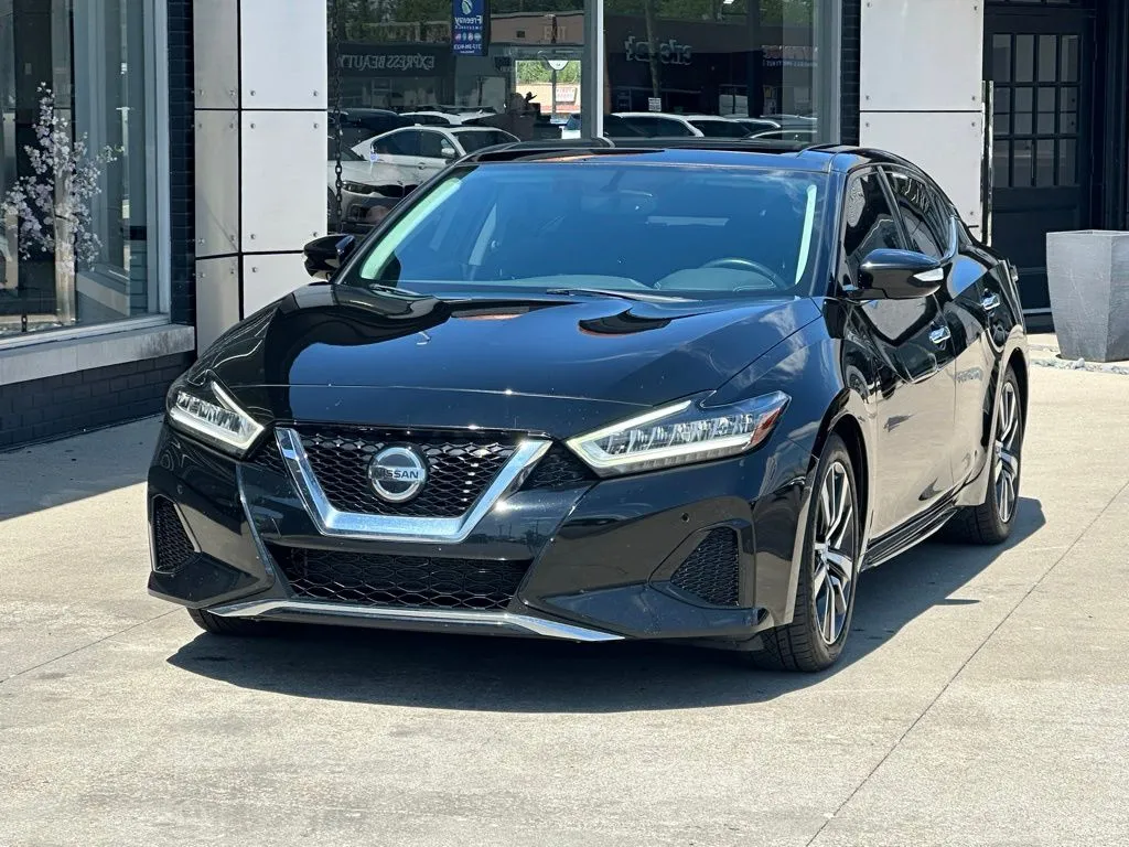 Black 2019 Nissan Maxima 3.5 SL for sale in Indianapolis, IN