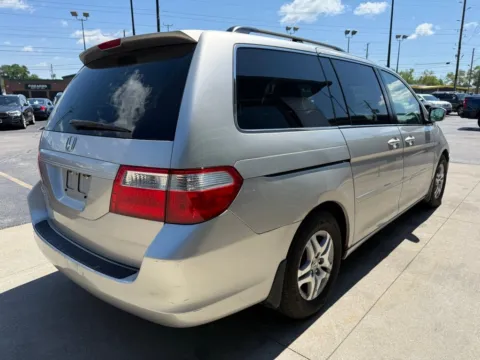 More photos of 2006 Honda Odyssey EX-L at AutoGiant USA Indianapolis, IN
