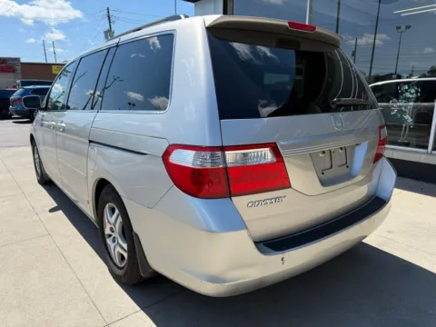 Another view of 2006 Honda Odyssey EX-L for sale in Indianapolis, IN at AutoGiant USA Indianapolis