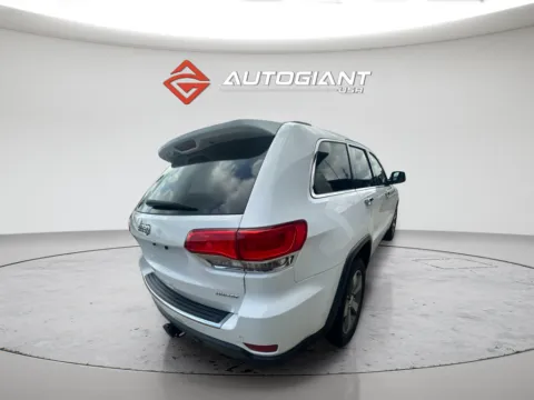 More photos of 2015 Jeep Grand Cherokee Limited at AutoGiant USA Indianapolis, IN