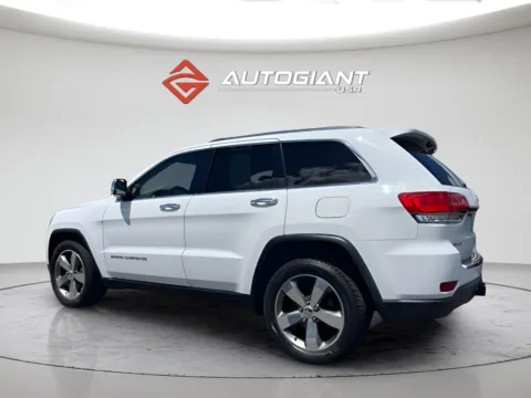 More photos of 2015 Jeep Grand Cherokee Limited at AutoGiant USA Indianapolis, IN