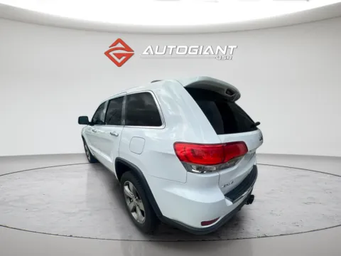 More photos of 2015 Jeep Grand Cherokee Limited at AutoGiant USA Indianapolis, IN