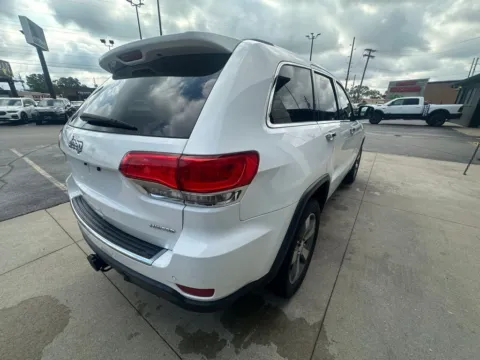 More photos of 2015 Jeep Grand Cherokee Limited at AutoGiant USA Indianapolis, IN