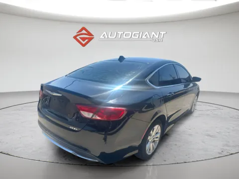More photos of 2017 Chrysler 200 Limited at AutoGiant USA Indianapolis, IN