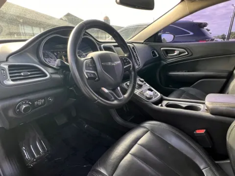 Photos of 2017 Chrysler 200 Limited for sale in Indianapolis, IN at AutoGiant USA Indianapolis