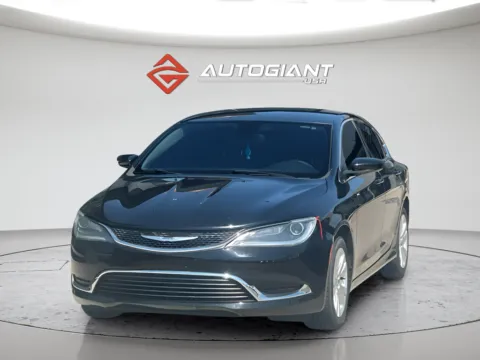Black 2017 Chrysler 200 Limited for sale in Indianapolis, IN