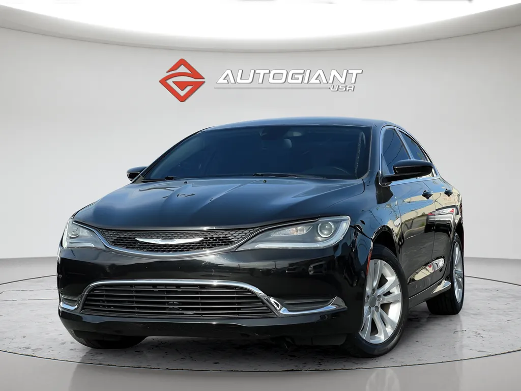 Black 2017 Chrysler 200 Limited for sale in Indianapolis, IN