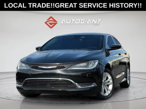 Black 2017 Chrysler 200 Limited for sale in Indianapolis, IN
