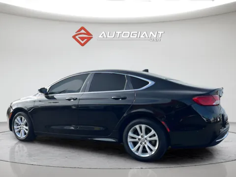 More photos of 2017 Chrysler 200 Limited at AutoGiant USA Indianapolis, IN