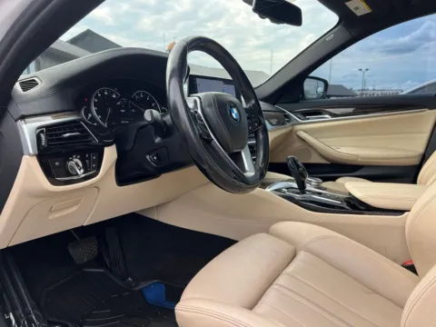 Photos of 2017 BMW 5 Series 530i for sale in Indianapolis, IN at AutoGiant USA Indianapolis