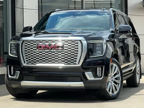 Black 2021 GMC Yukon XL Denali for sale in Indianapolis, IN