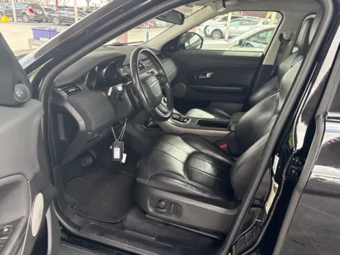 More photos of 2019 Land Rover Range Rover Evoque SE at AutoGiant USA Indianapolis, IN