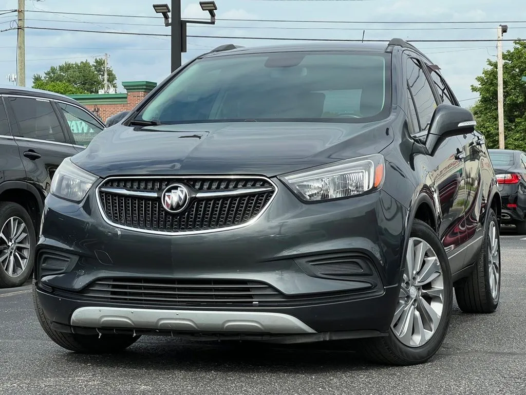 2018 Buick Encore Preferred's photo
