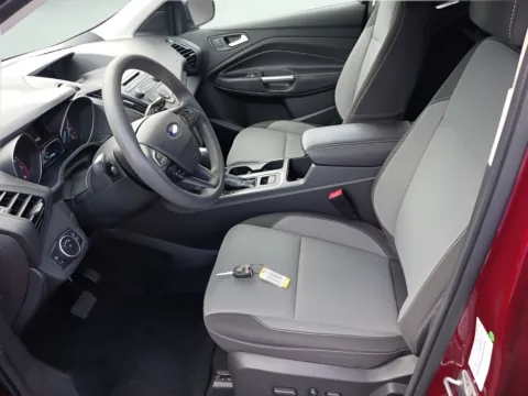 More photos of 2017 Ford Escape SE at AutoGiant USA Indianapolis, IN