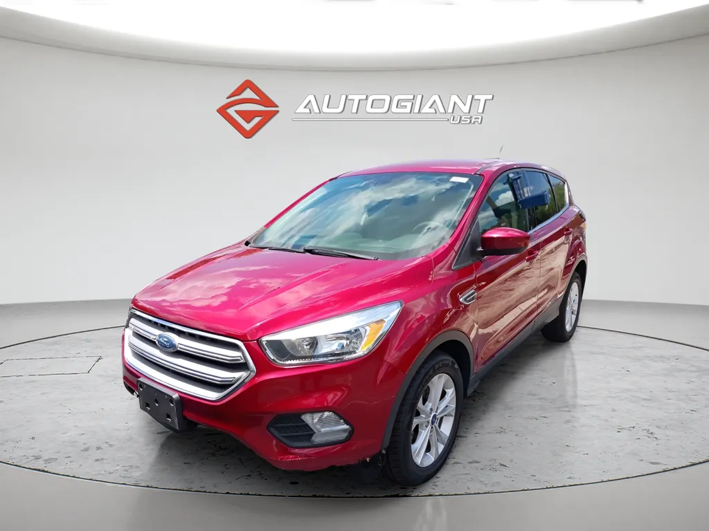 2017 Ford Escape SE's photo