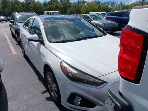 Photos of 2018 Hyundai Sonata Limited for sale in Indianapolis, IN at AutoGiant USA Indianapolis