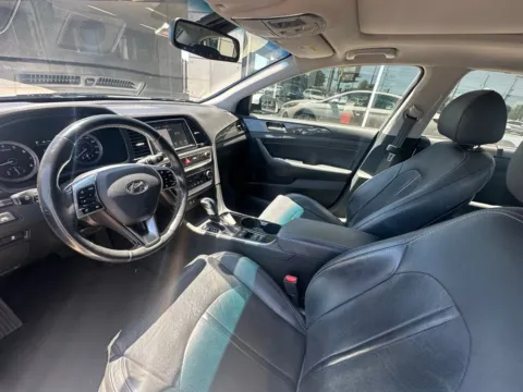 Photos of 2018 Hyundai Sonata Limited for sale in Indianapolis, IN at AutoGiant USA Indianapolis
