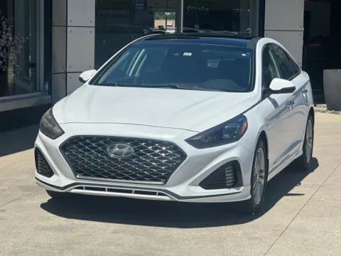 White 2018 Hyundai Sonata Limited for sale in Indianapolis, IN
