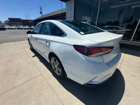 More photos of 2018 Hyundai Sonata Limited at AutoGiant USA Indianapolis, IN