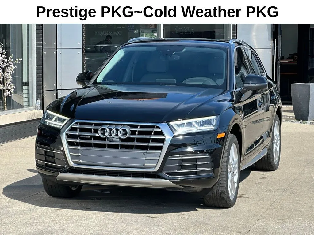 2018 Audi Q5 2.0T quattro S tronic Prestige's photo