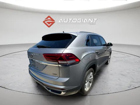 More photos of 2020 Volkswagen Atlas Cross Sport 3.6L V6 SEL at AutoGiant USA Indianapolis, IN