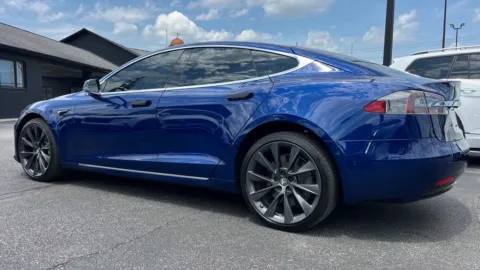 More photos of 2020 Tesla Model S Long Range at AutoGiant USA Indianapolis, IN