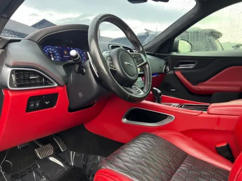 Photos of 2019 Jaguar F-PACE SVR for sale in Indianapolis, IN at AutoGiant USA Indianapolis