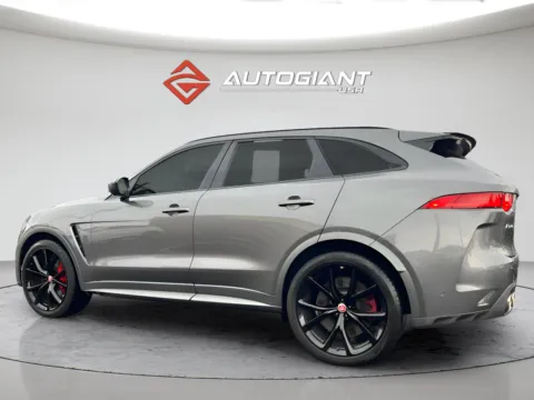 More photos of 2019 Jaguar F-PACE SVR at AutoGiant USA Indianapolis, IN