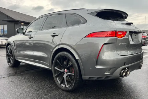 More photos of 2019 Jaguar F-PACE SVR at AutoGiant USA Indianapolis, IN