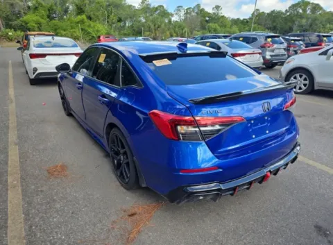 Photos of 2022 Honda Civic Si for sale in Indianapolis, IN at AutoGiant USA Indianapolis