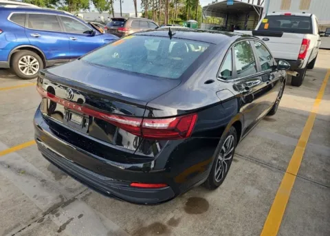 More photos of 2025 Volkswagen Jetta 1.5T SE at AutoGiant USA Indianapolis, IN