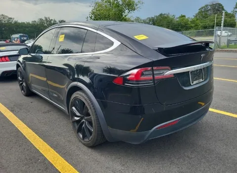 Photos of 2019 Tesla Model X Long Range for sale in Indianapolis, IN at AutoGiant USA Indianapolis