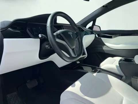 Photos of 2019 Tesla Model X Long Range for sale in Indianapolis, IN at AutoGiant USA Indianapolis