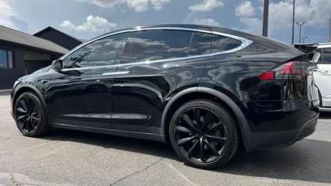 More photos of 2019 Tesla Model X Long Range at AutoGiant USA Indianapolis, IN