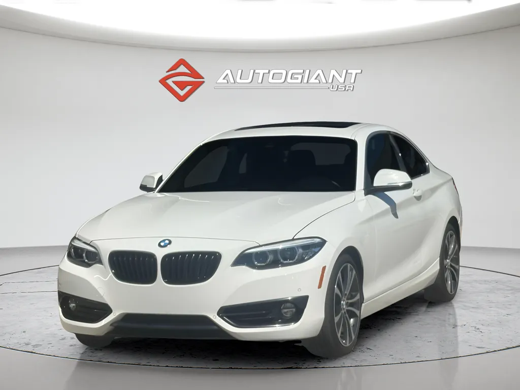 2019 BMW 2 Series 230i xDrive Coupe's photo