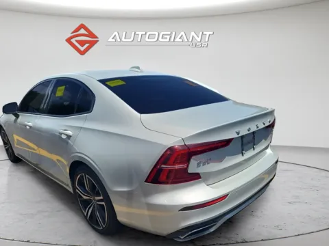 Photos of 2020 Volvo S60 T5 R-Design for sale in Indianapolis, IN at AutoGiant USA Indianapolis