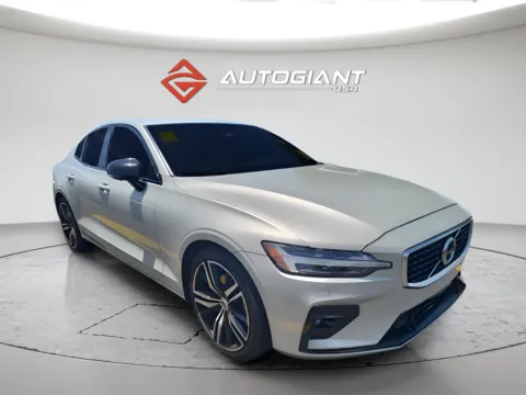 More photos of 2020 Volvo S60 T5 R-Design at AutoGiant USA Indianapolis, IN