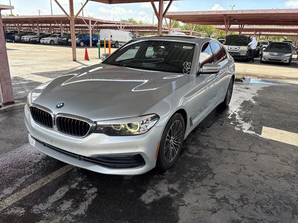 2019 BMW 5 Series 530i Sedan's photo