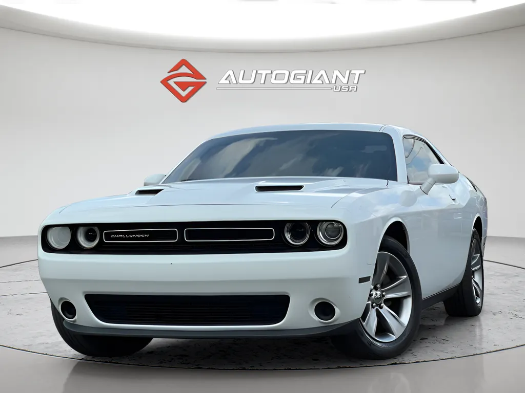 White 2019 Dodge Challenger SXT for sale in Indianapolis, IN
