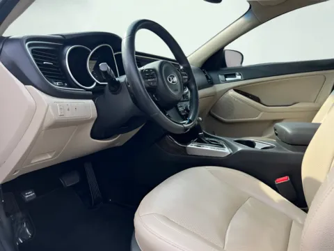 Photos of 2015 Kia Optima EX for sale in Indianapolis, IN at AutoGiant USA Indianapolis